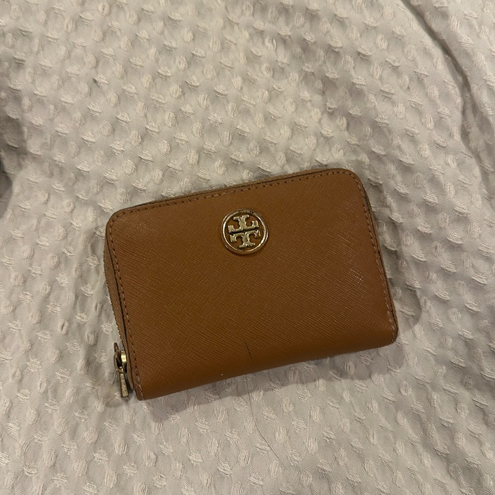 Tory Burch Robinson zip coin case